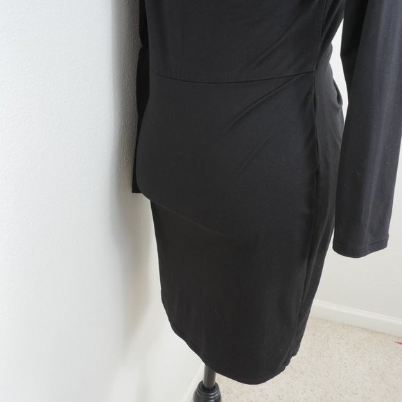 Fashion Nova Long Sleeve Deep Neck Line Wrap Front Size Large Mini Dress - Picture 9 of 10